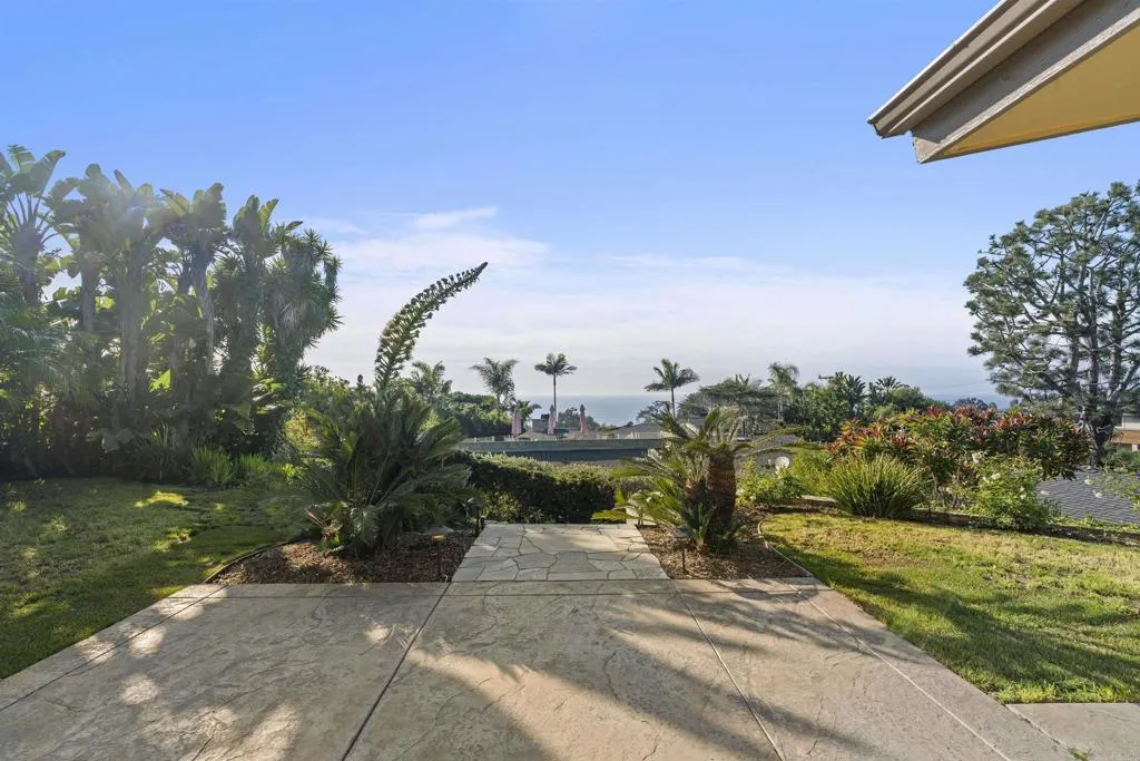 https://cdn.realtyfeed.com/cdn/127/306584858/7f29aa05f5a0e7e37badaab951800b0a.webp
