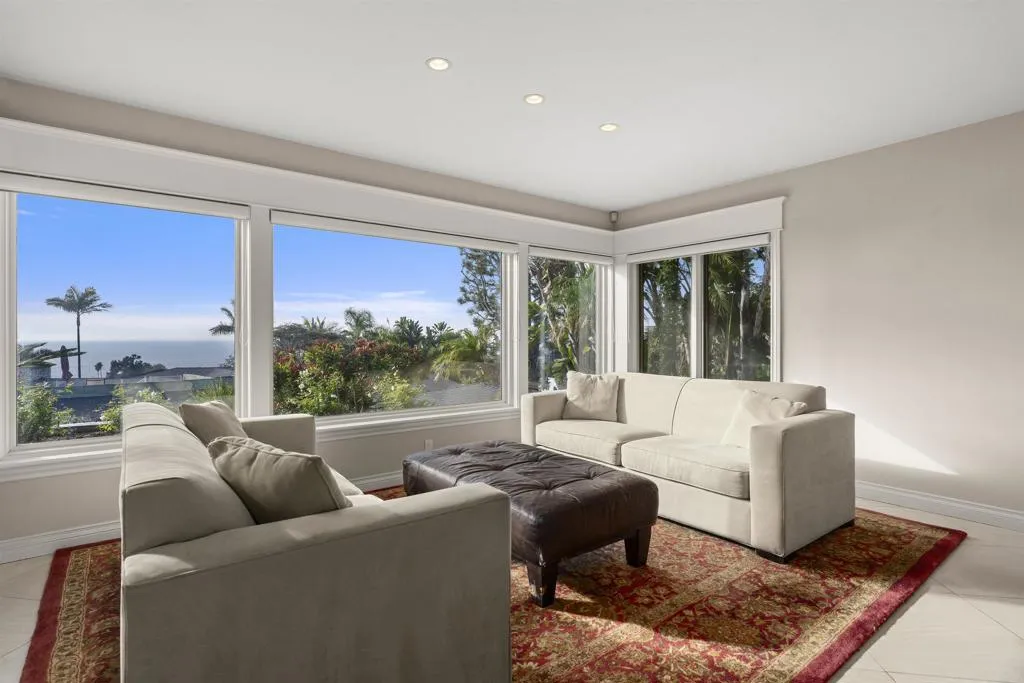 https://cdn.realtyfeed.com/cdn/127/306584858/a57e63455f805b58037917a8d3fe60c1.webp