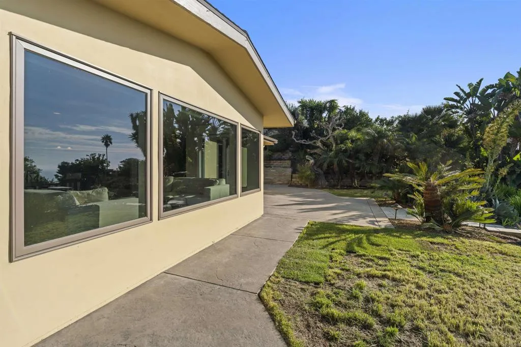 https://cdn.realtyfeed.com/cdn/127/306584858/b74d8d20543f594be04b3c004bd0e2aa.webp