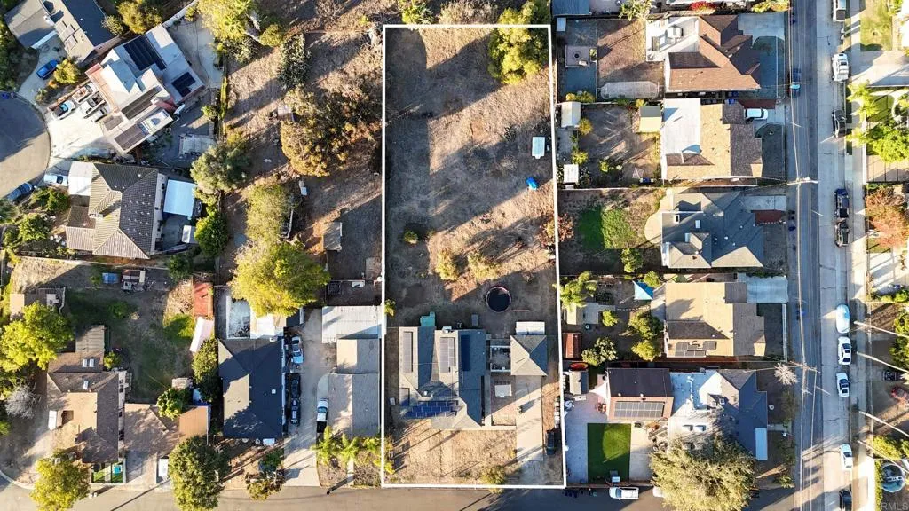 https://cdn.realtyfeed.com/cdn/127/306584908/4b4264c156937f3332486b41c0457623.webp