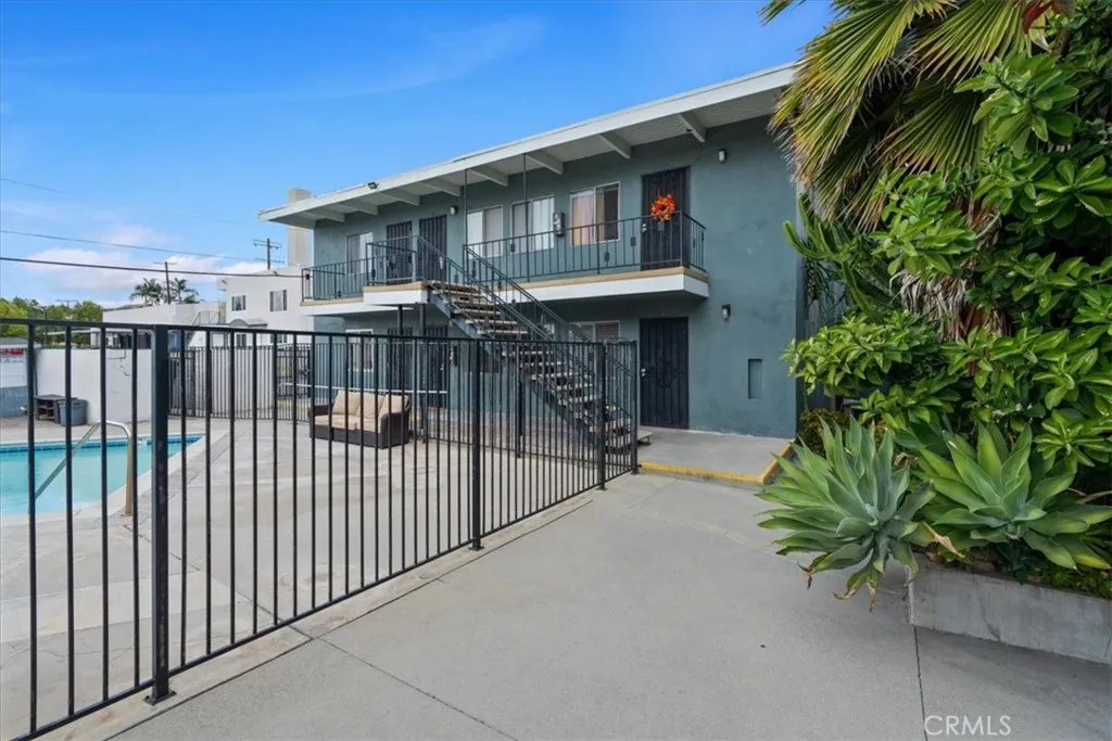 Los Angeles, CA 90032