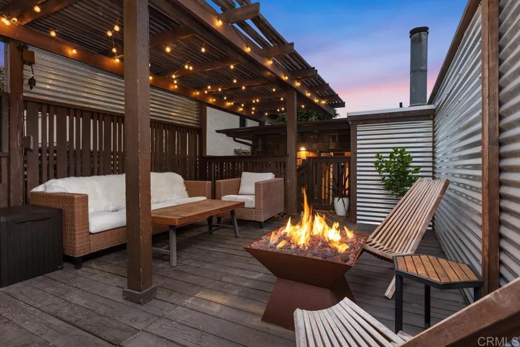 https://cdn.realtyfeed.com/cdn/127/306585085/8c8e98a8616cfc64fee1e1df549410c9.webp
