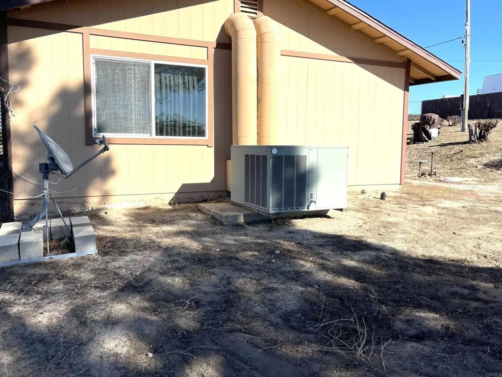 1902 Tierra Del Sol Road, Boulevard, CA, 91905