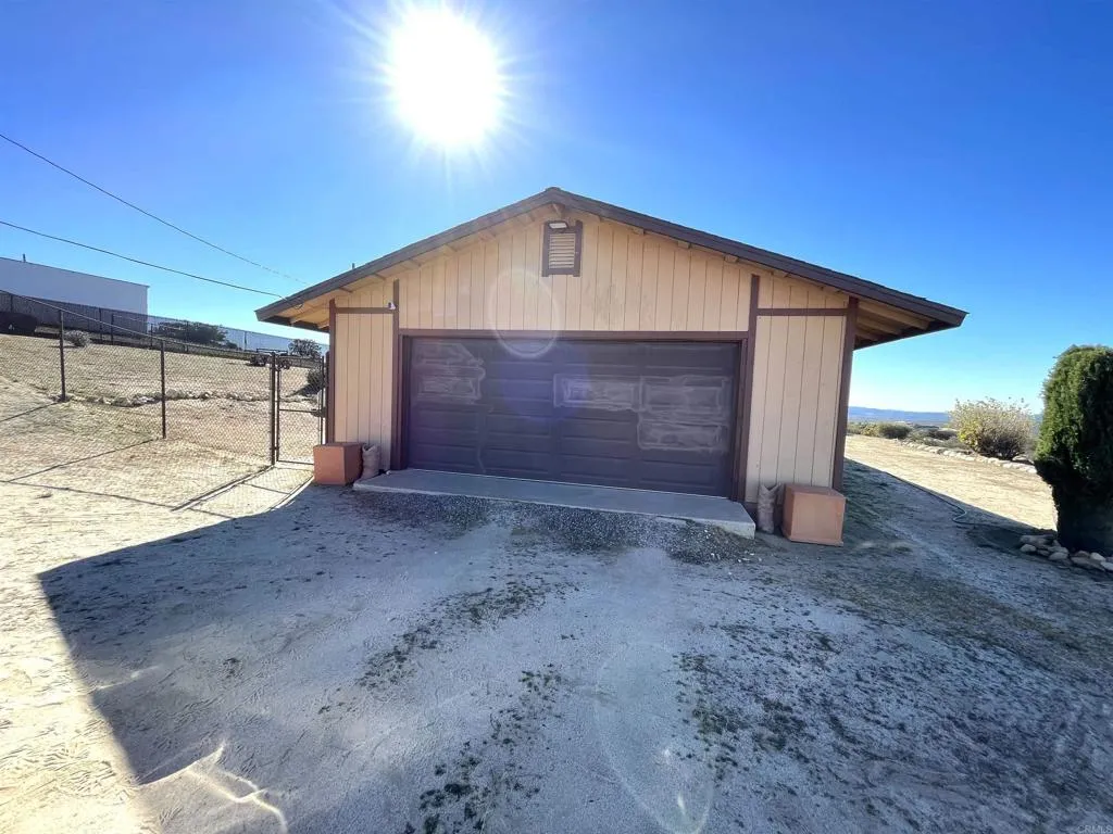 1902 Tierra Del Sol Road, Boulevard, CA, 91905