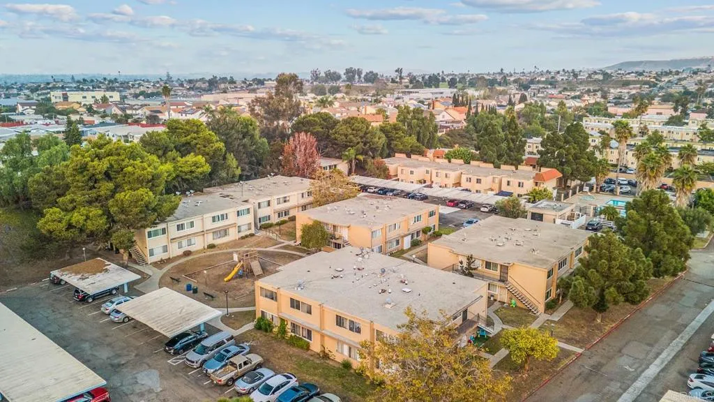 https://cdn.realtyfeed.com/cdn/127/306585170/88cf100f6ecd42863c59b9045f7f17c2.webp