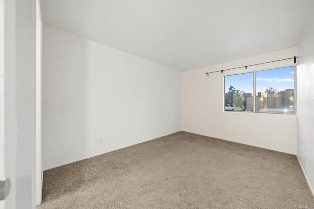 https://cdn.realtyfeed.com/cdn/127/306585170/9118dc331c0d1fc04f22243cc16f0e92.webp