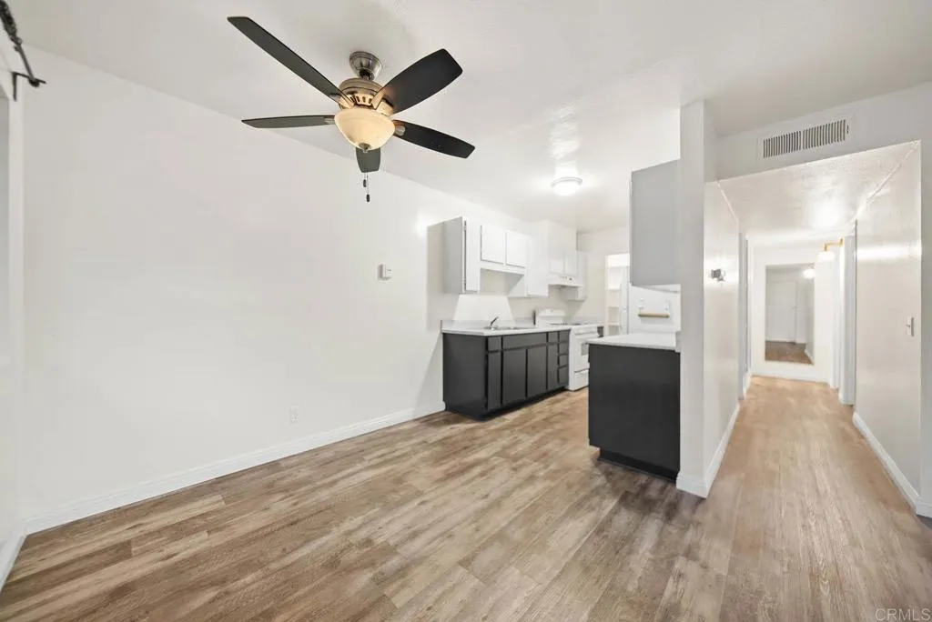 https://cdn.realtyfeed.com/cdn/127/306585170/bfeb3eade8fff8dd818f85a8c838b242.webp