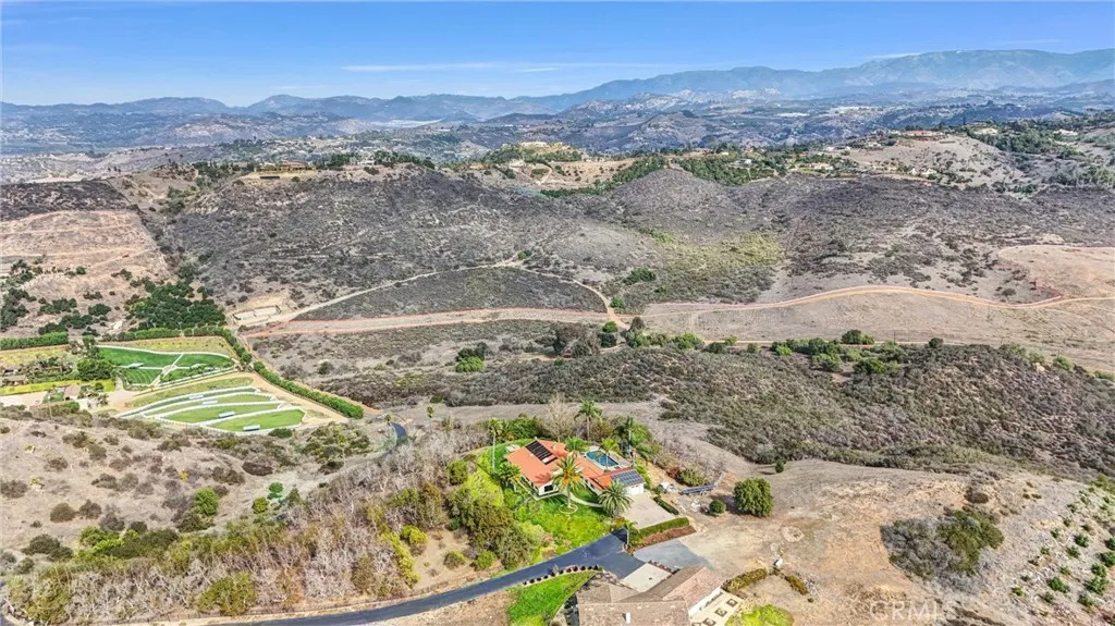 https://cdn.realtyfeed.com/cdn/127/306585294/44b55d869c56dd5b256936da8321fd41.webp