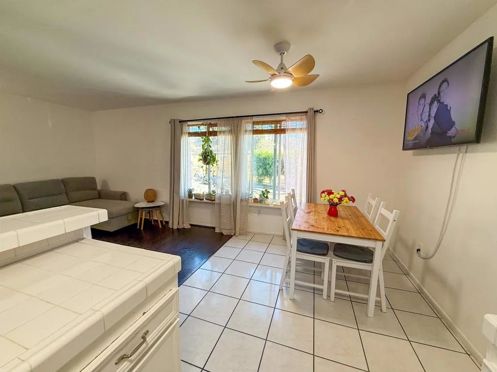 https://cdn.realtyfeed.com/cdn/127/306585372/5185ccff1981af2458ccdc51b0f5b2b9.webp