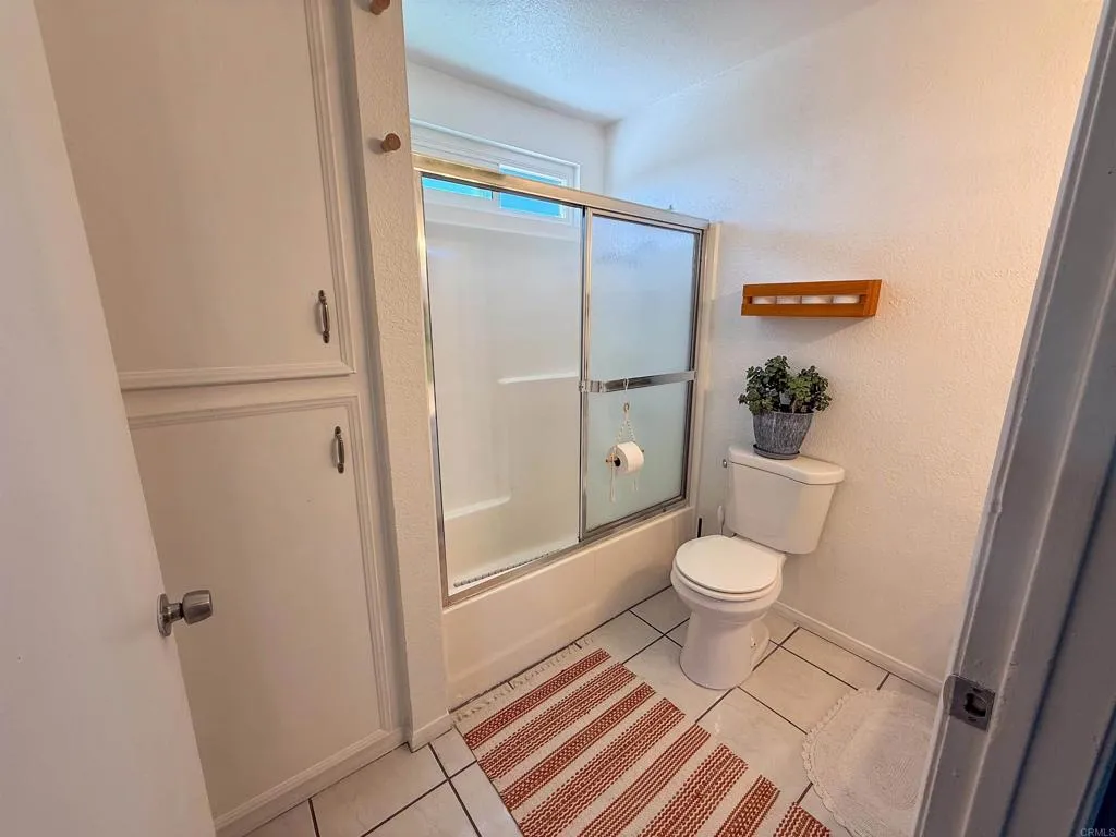 https://cdn.realtyfeed.com/cdn/127/306585372/d70ebd4a56e581e9312694d665401ad1.webp