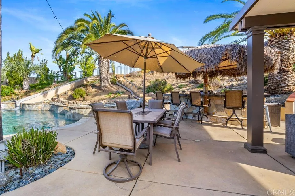 https://cdn.realtyfeed.com/cdn/127/306585425/163947f090b8cb6860ab1f72935a3a5c.webp