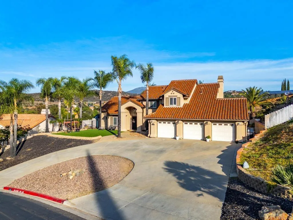 https://cdn.realtyfeed.com/cdn/127/306585425/172e1f707f07f766dd111950a5c3d277.webp