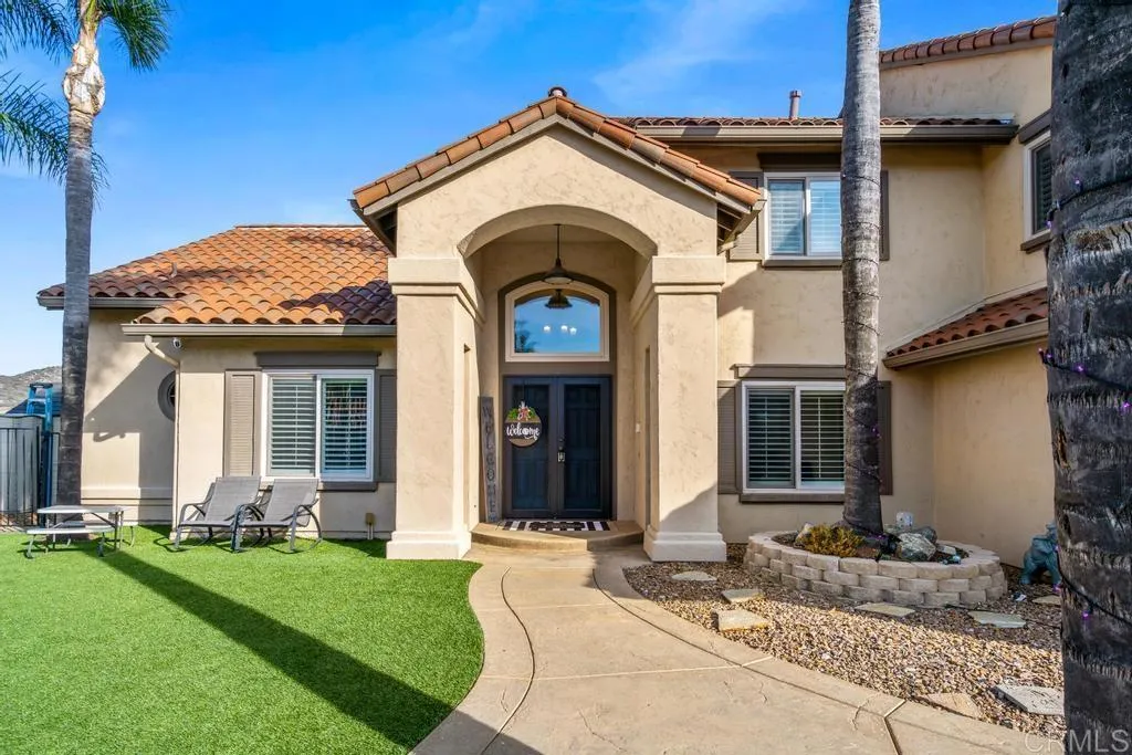 https://cdn.realtyfeed.com/cdn/127/306585425/e7f49b65caaa6ad22f7f8bcf42621e96.webp