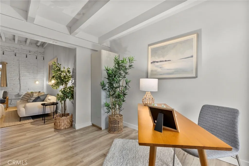https://cdn.realtyfeed.com/cdn/127/306585497/3f497600b97e410e397df0a2ff321c8d.webp