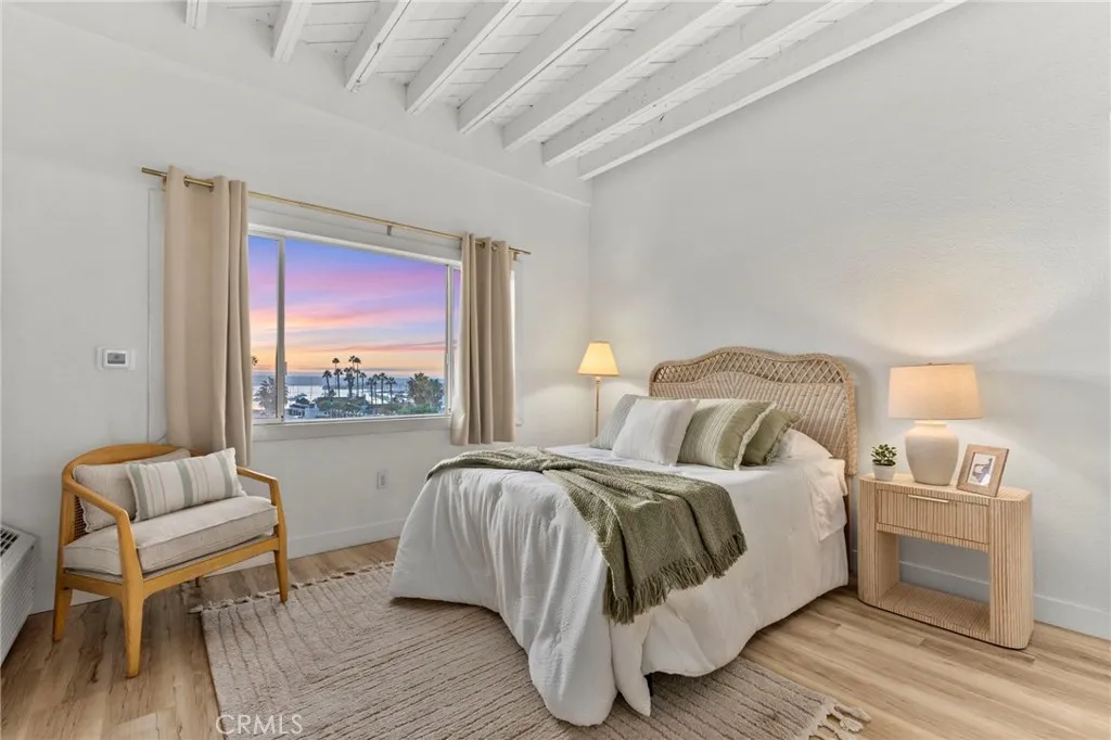https://cdn.realtyfeed.com/cdn/127/306585497/afc892fca4eb3506094c2b3b296938bf.webp
