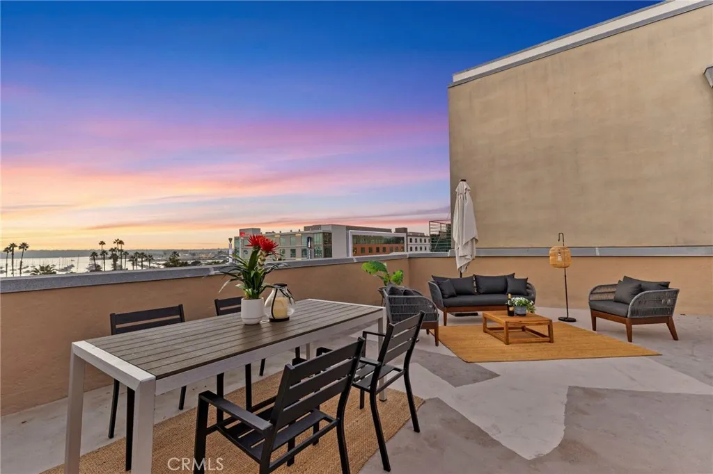 https://cdn.realtyfeed.com/cdn/127/306585497/f5962826ffefbe09f8e7be1104132d60.webp