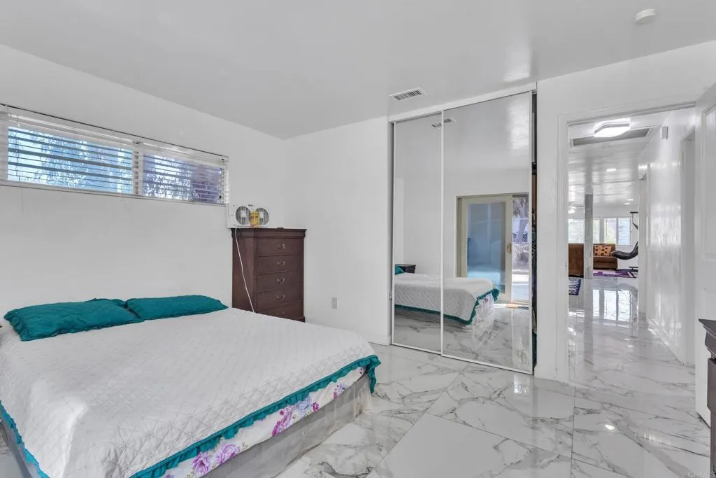 https://cdn.realtyfeed.com/cdn/127/306585531/900fccfc70b999207ae98332ae8d6db7.webp