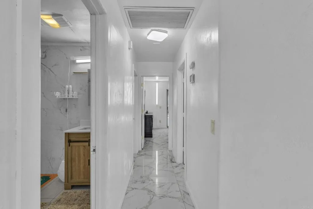 https://cdn.realtyfeed.com/cdn/127/306585531/fd791d9666d52d8507241d146d8ffb19.webp