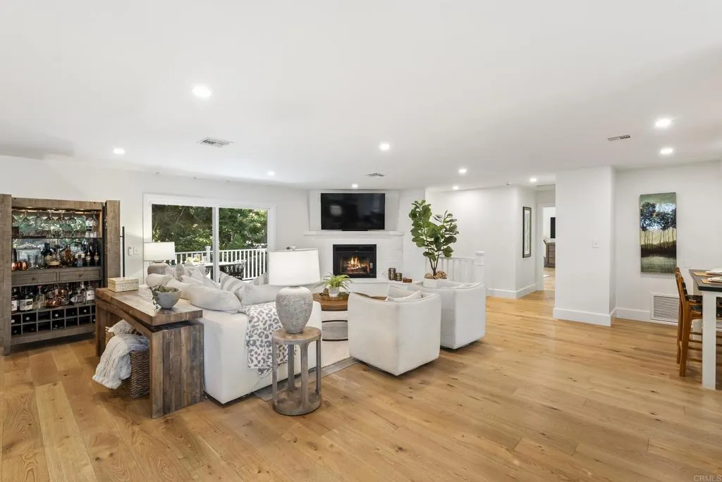 https://cdn.realtyfeed.com/cdn/127/306585532/0be64f3fd8d26380ab8e3a26f297bfd1.webp