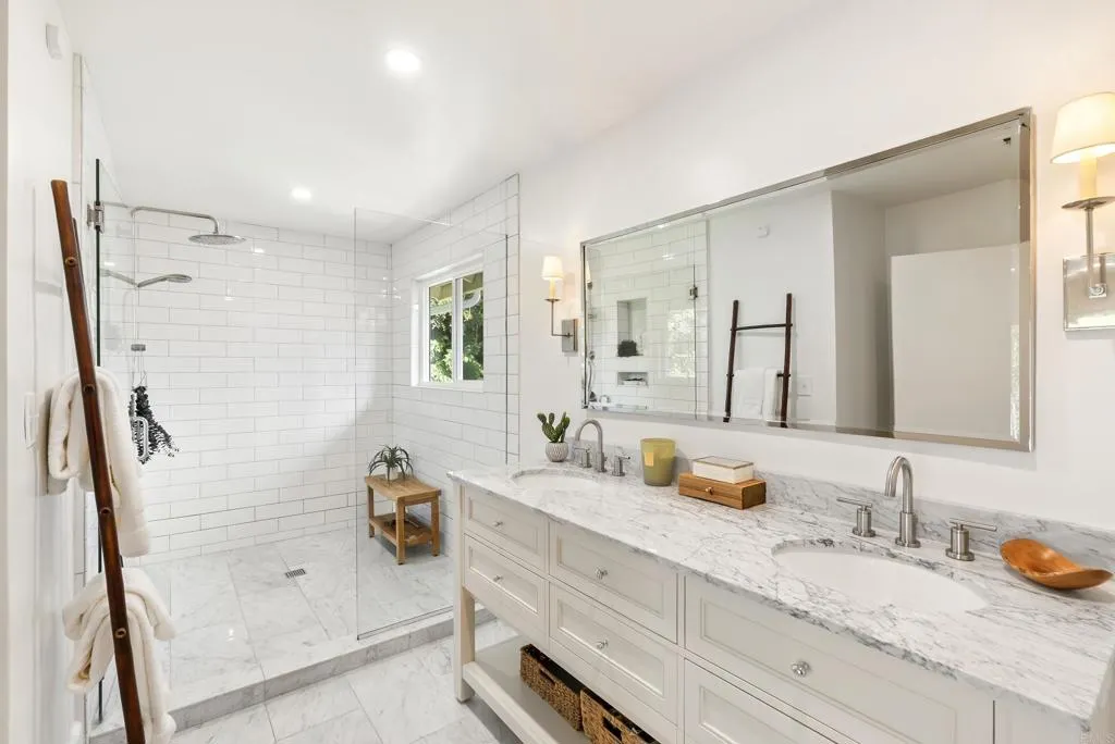 https://cdn.realtyfeed.com/cdn/127/306585532/65820c7fab6a2e430cc5de1748b81c36.webp