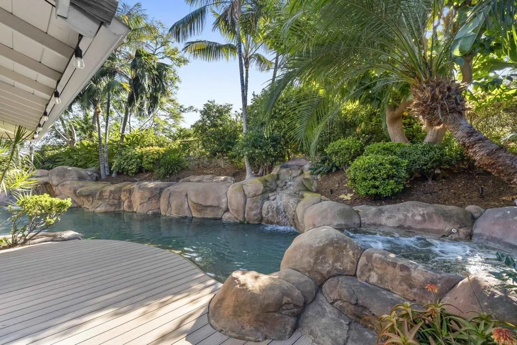 https://cdn.realtyfeed.com/cdn/127/306585532/7ee11976838ceab7c1ffbf4b06447929.webp