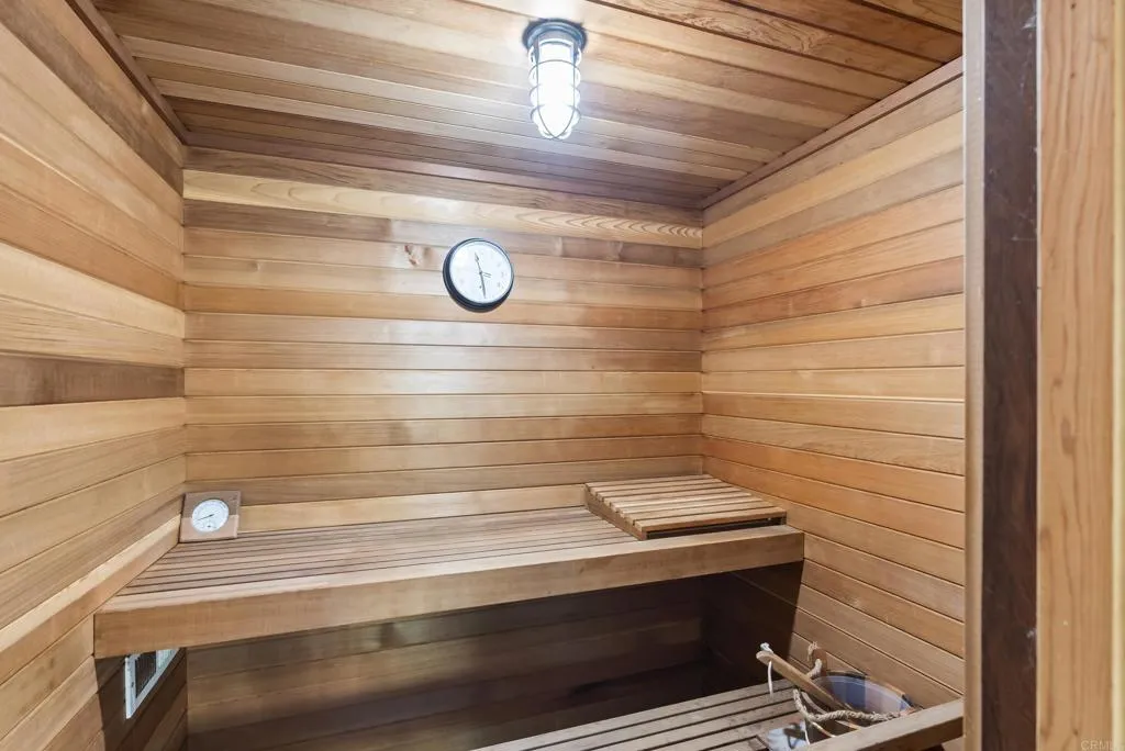 https://cdn.realtyfeed.com/cdn/127/306585532/c70b52c84195c935375ad439adf3c229.webp