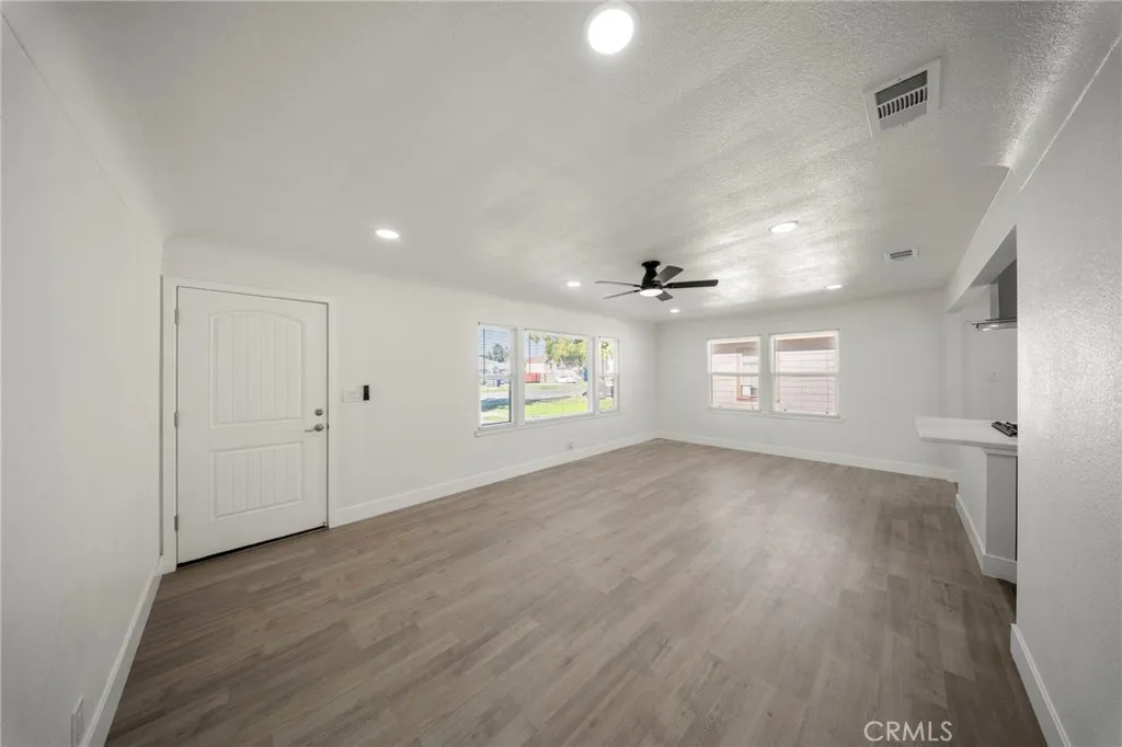 1017 Kings Avenue, Madera, CA 93610 - Photo 5 of 33, Chowchilla, CA