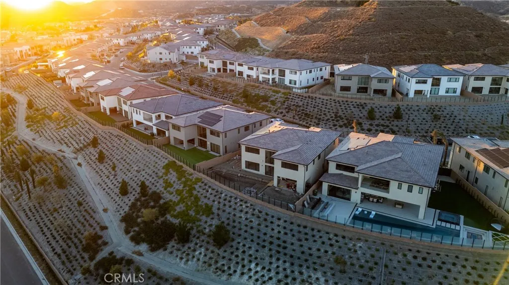 Porter Ranch, CA 91326