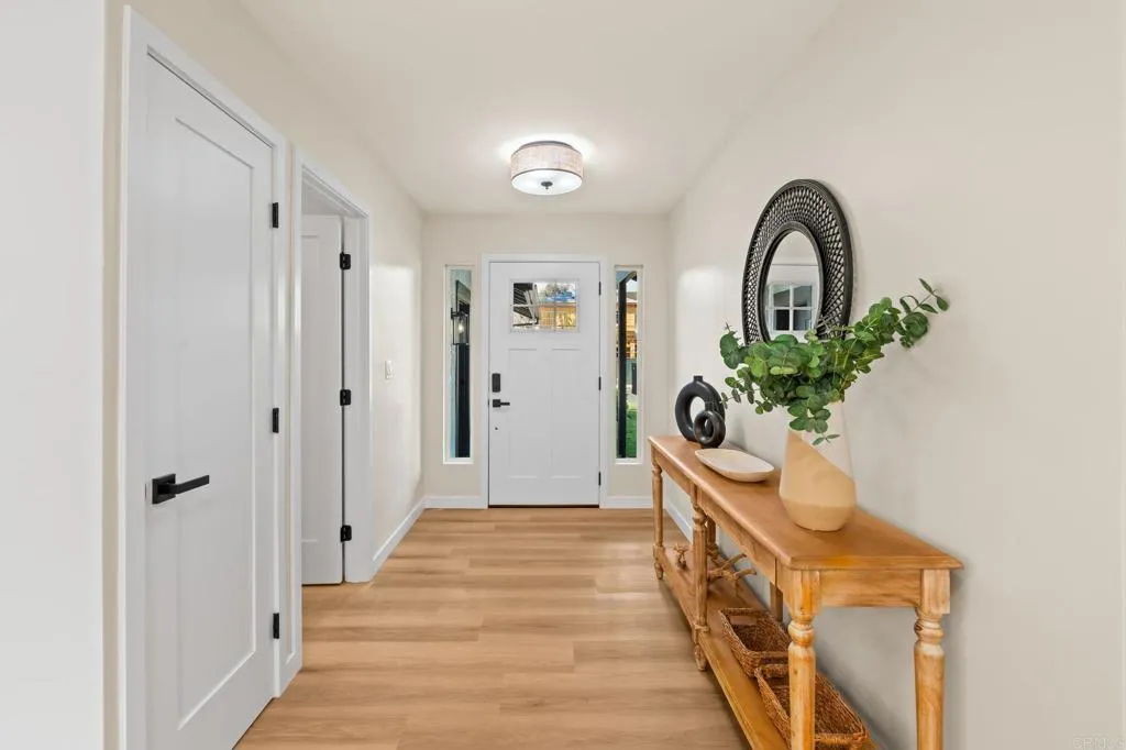 https://cdn.realtyfeed.com/cdn/127/306585704/b2f534a07ab5f7edabfb501942b6a970.webp