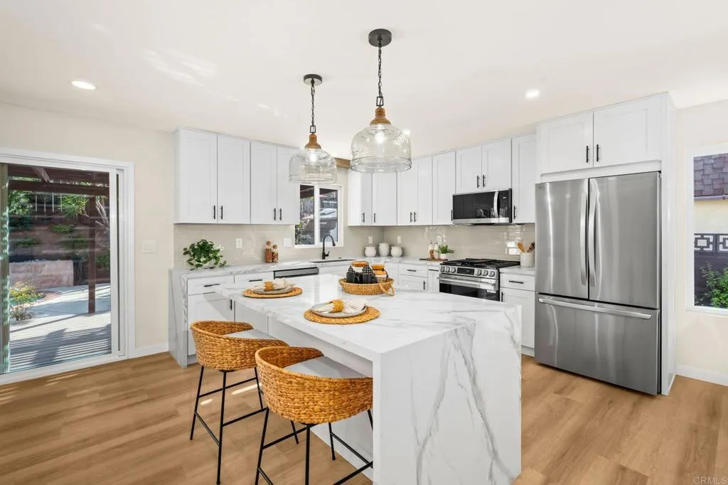 https://cdn.realtyfeed.com/cdn/127/306585704/c87970b3afae306c9b2b7b51e325652f.webp