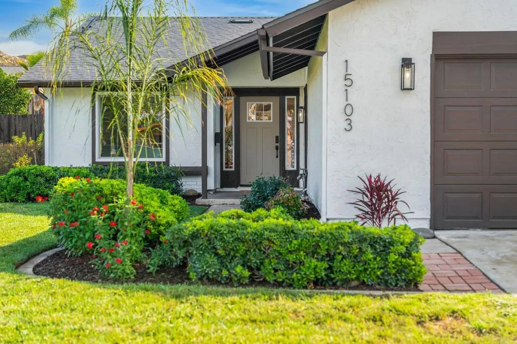 https://cdn.realtyfeed.com/cdn/127/306585704/f874113e40bdcf25bb359e2a24310e47.webp