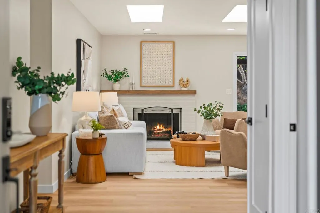 https://cdn.realtyfeed.com/cdn/127/306585704/feaf914164d9868819f76b42214bd0f7.webp