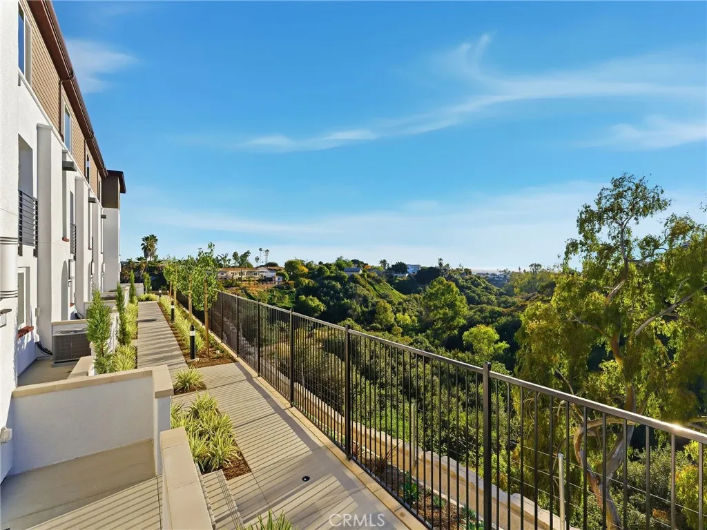 https://cdn.realtyfeed.com/cdn/127/306585709/9297706130d6f8d5463d871767ba6eea.webp