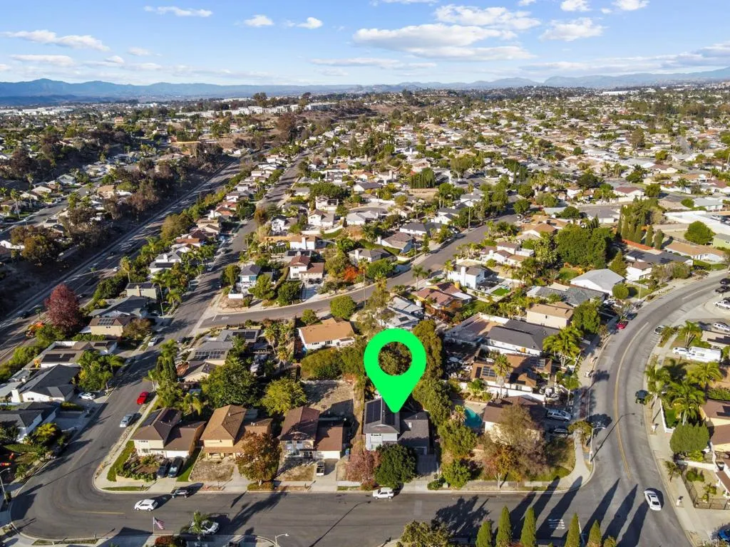 https://cdn.realtyfeed.com/cdn/127/306585771/390a348cc3dc961ed90791c385ebb58e.webp