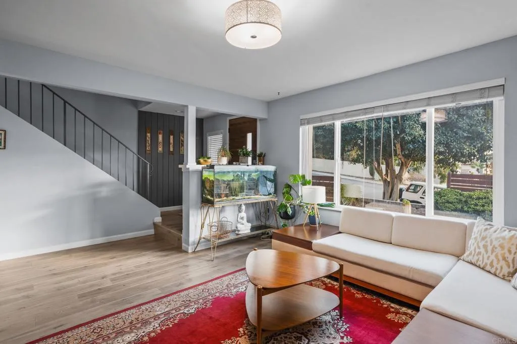 https://cdn.realtyfeed.com/cdn/127/306585771/45a150a4054d5fbcaea3dc4537213e06.webp