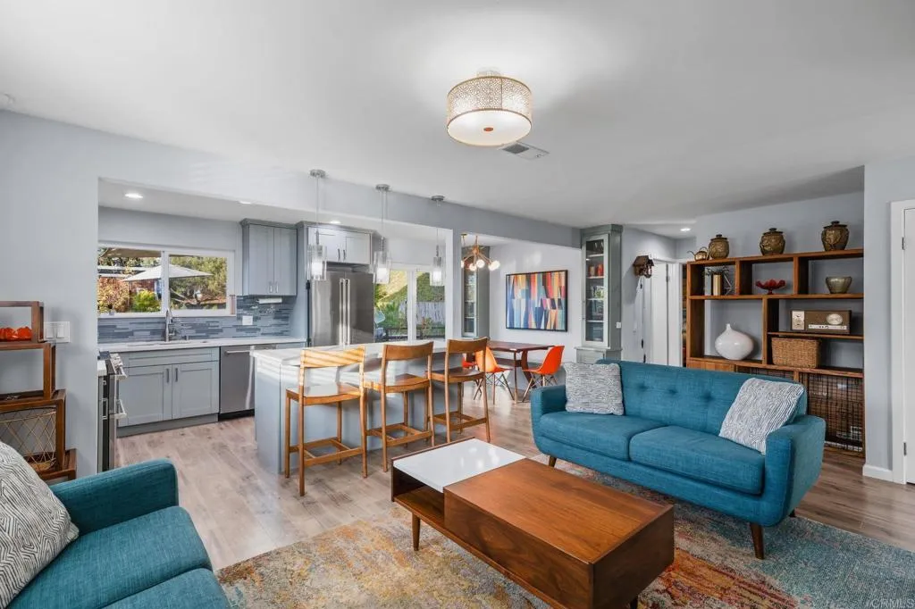 https://cdn.realtyfeed.com/cdn/127/306585771/aba0f1c73370cf8cbd55fa0c367c0214.webp