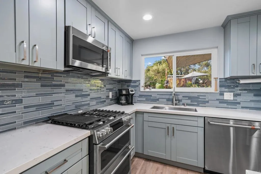 https://cdn.realtyfeed.com/cdn/127/306585771/f1334ee455a4b08207bca5e33782ff10.webp