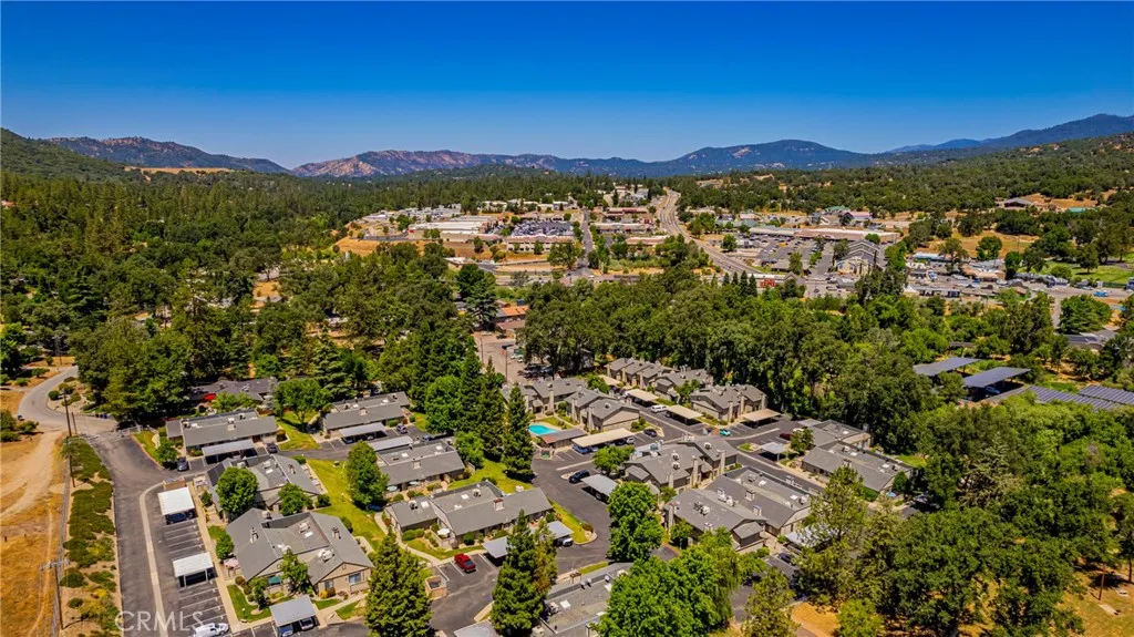 49400 River Park Road Unit 55, Oakhurst, CA 93644 - Photo 5 of 12, Oakhurst, CA