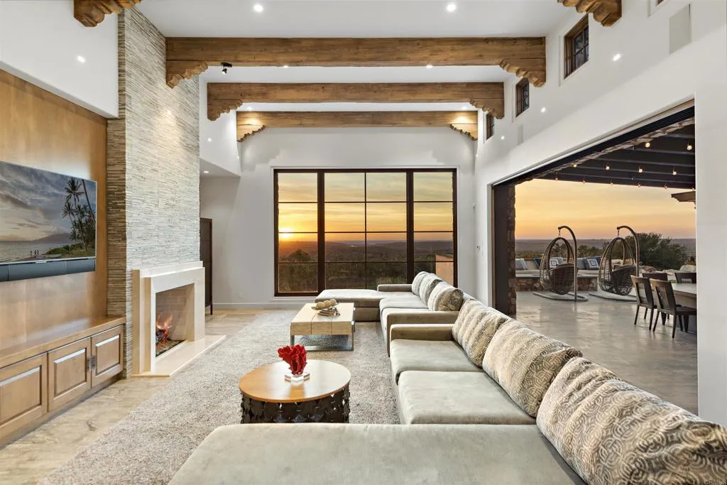 https://cdn.realtyfeed.com/cdn/127/306585996/87d212885530b99a3ce234a6d5f59b6f.webp