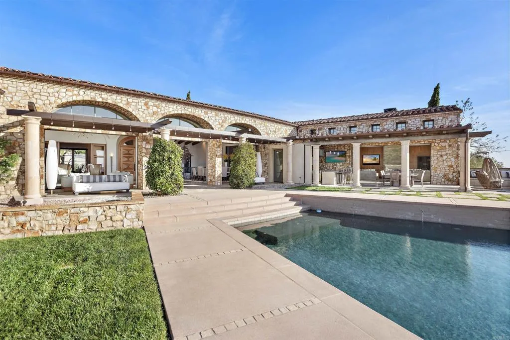 https://cdn.realtyfeed.com/cdn/127/306585996/c0d9656fbcf4e76ec2e858271910fac1.webp