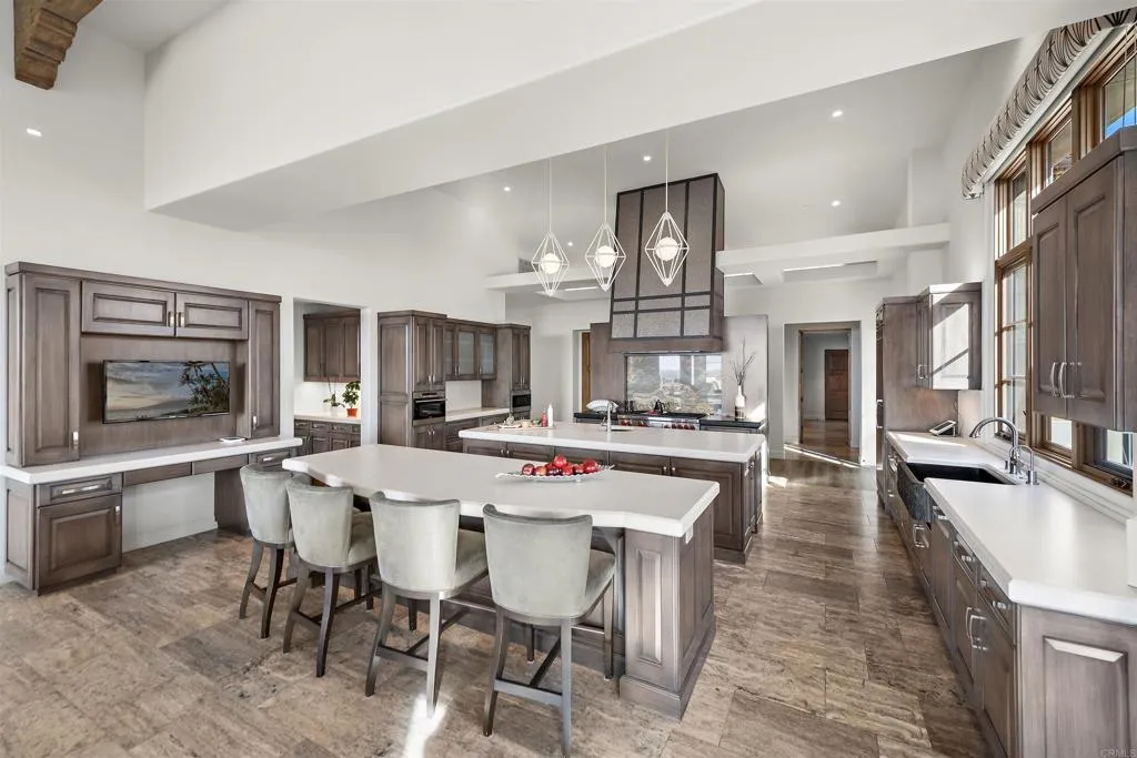 https://cdn.realtyfeed.com/cdn/127/306585996/c383afd46132de83ac526d85828edcfc.webp