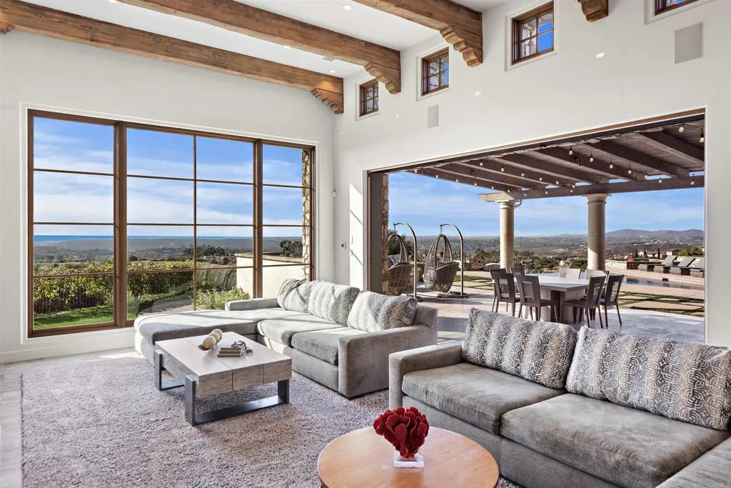 https://cdn.realtyfeed.com/cdn/127/306585996/d102c6c93edc2a7e7f6a7171b2de1336.webp