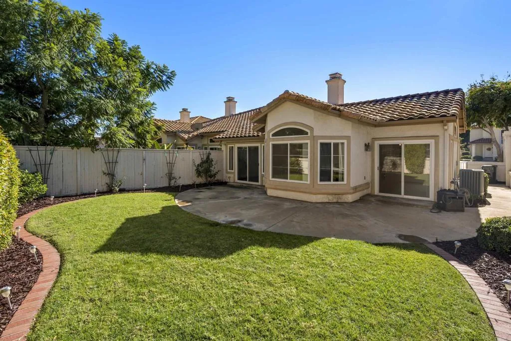 https://cdn.realtyfeed.com/cdn/127/306586033/053a74866d7fe54be6c02325e7378fe6.webp