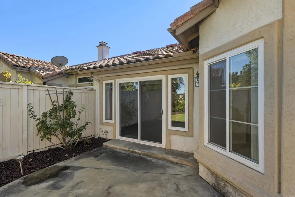 https://cdn.realtyfeed.com/cdn/127/306586033/3aaccf6504714f8b60739fec494df834.webp