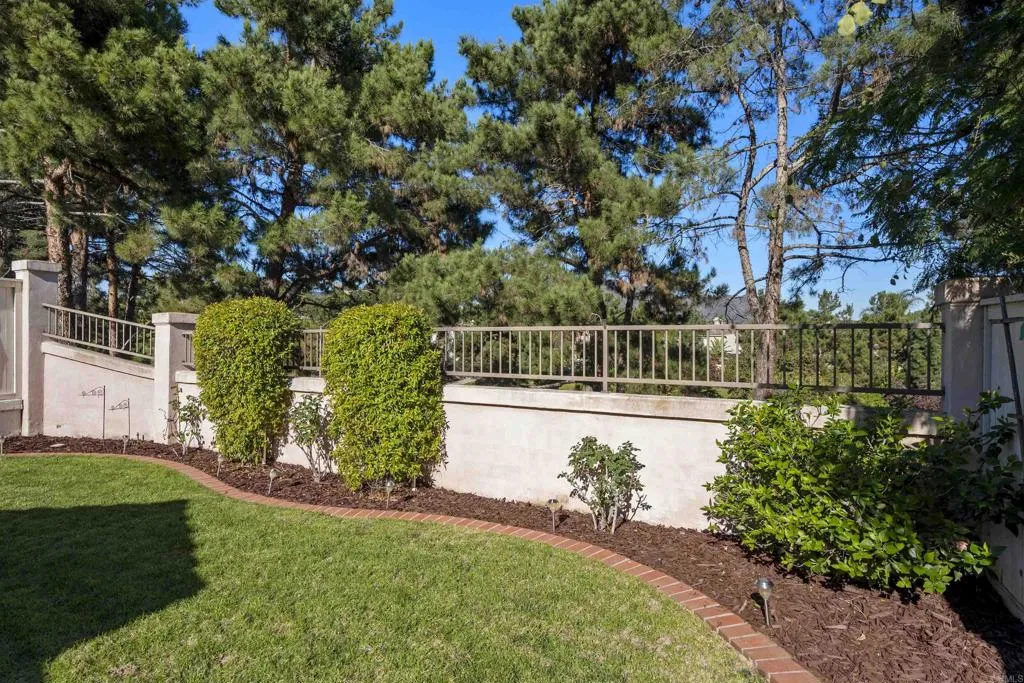 https://cdn.realtyfeed.com/cdn/127/306586033/f8144ae32d3d881dbd6dc232957f2654.webp