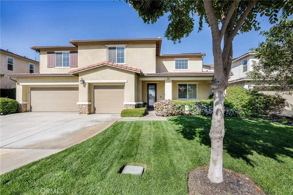 11781 Forsythia, Jurupa Valley, CA 91752 - Photo 2 of 74, Jurupa Valley, CA