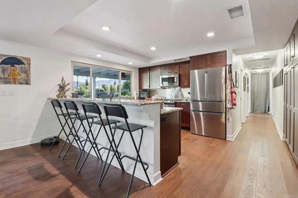 https://cdn.realtyfeed.com/cdn/127/306586040/304a4c125c43b97df8cb6b04af84c392.webp