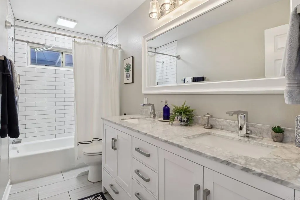 https://cdn.realtyfeed.com/cdn/127/306586040/5a1f6f27aac89653c4144a5e629b9c07.webp