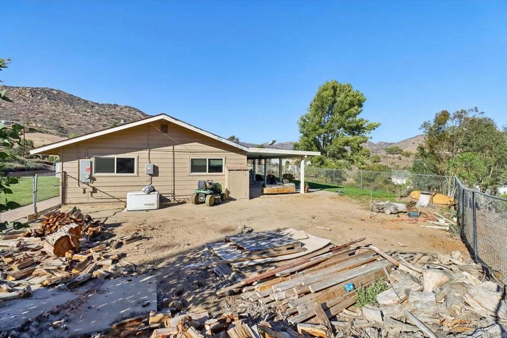 https://cdn.realtyfeed.com/cdn/127/306586040/5ada60a8d0804f28f4e711e25f7a4366.webp