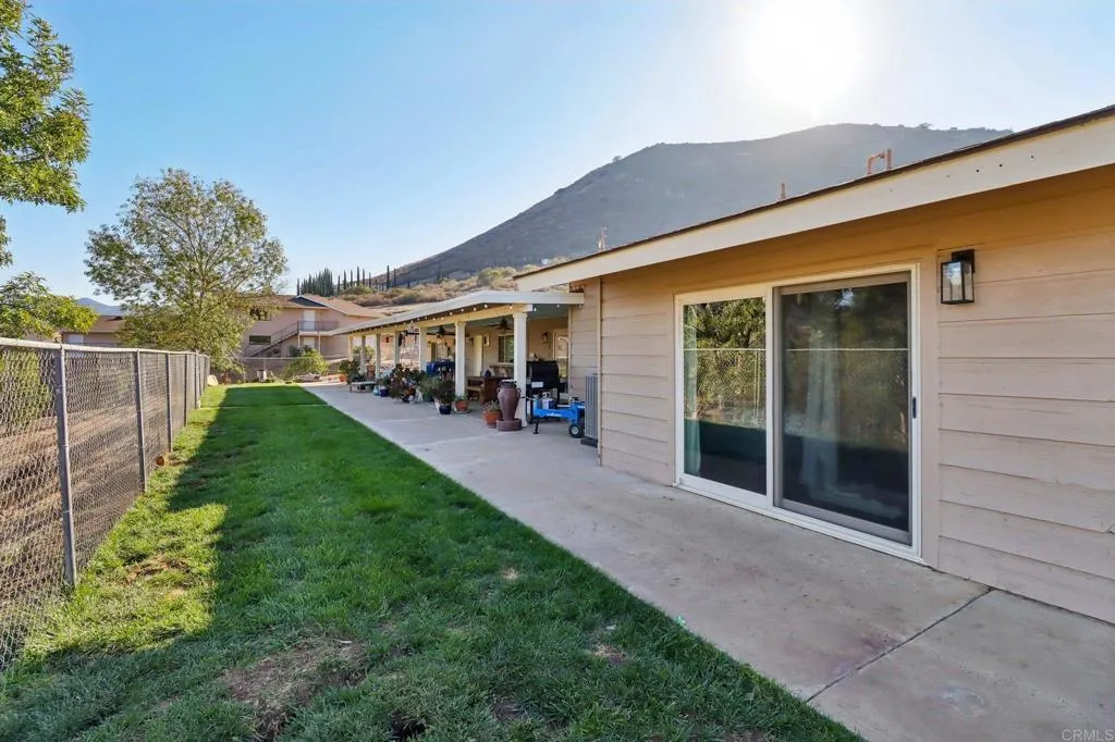 https://cdn.realtyfeed.com/cdn/127/306586040/d2b86e5ad91f112282ce9fa3f056f833.webp